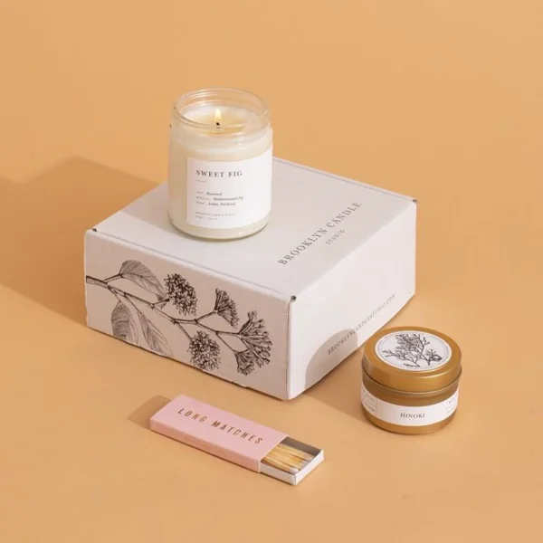 custom-candle-packaging-boxes.webp