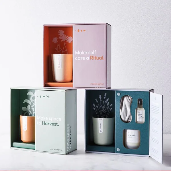 custom-printed-candle-packaging-1.webp